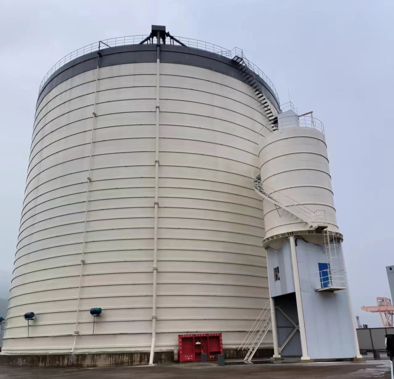 东平10万吨水泥钢板库